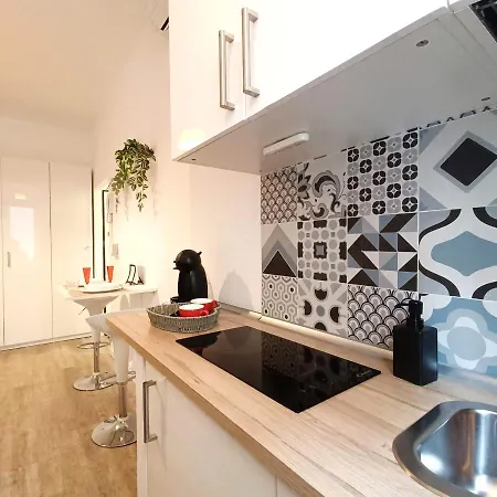 A Casa Di Rosa In Citta Studi 아파트